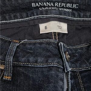 Banana Republic Women’s Classic Skinny Jeans